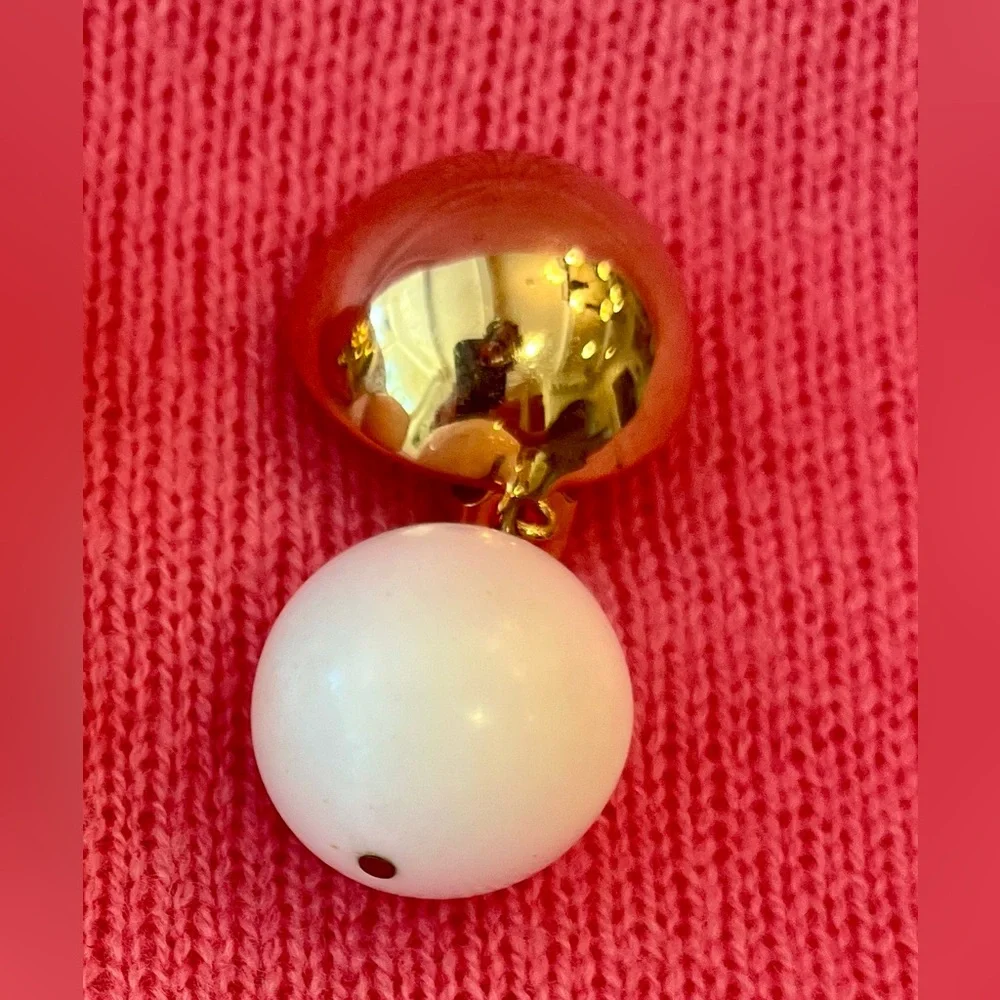 Vintage Gold and White Statement Earrings - Picture 3 of 16